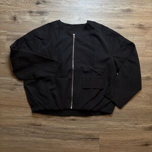 Chic Black Zip-Up Jacket